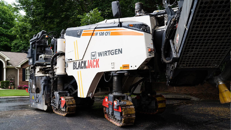 Pave The Way: Find The Right Asphalt Paving Contractor For The Job